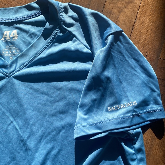 BACKROADS v-tee shirt - Picture 2 of 3